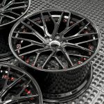 DB10 GLOSS BLACK LIP AND CENTER SATIN RED HARDWARE DB10 GLOSS BLACK LIP AND CENTER SATIN RED HARDWARE