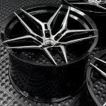 MC8 GLOSS BLACK MACHINED FACE MC8 GLOSS BLACK MACHINED FACE