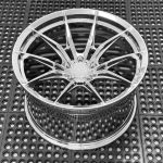 RENZO FORGEDLITE LC6 © RENZO FORGEDLITE LC6 ©